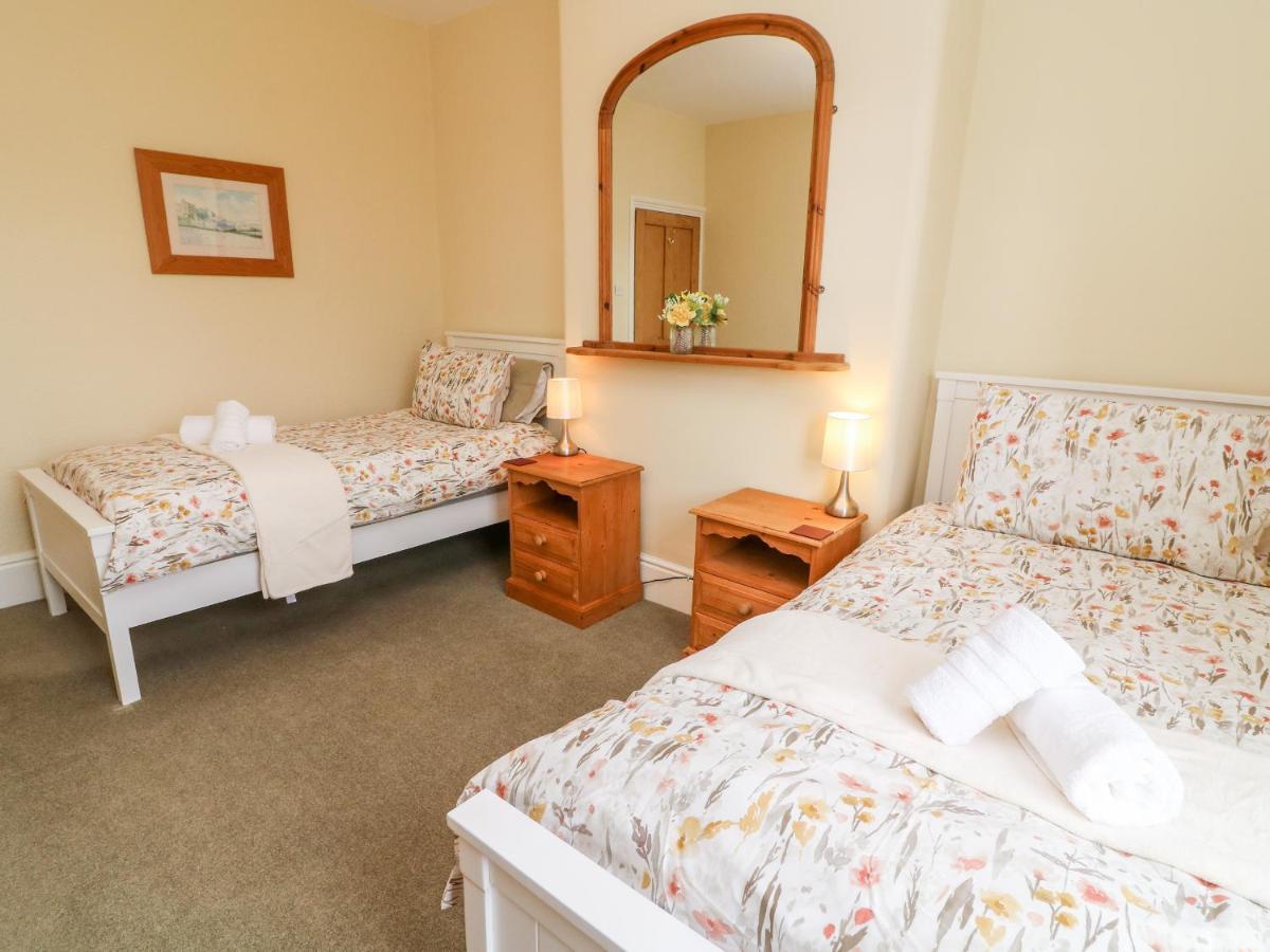 Westmorland Cottage Grange-over-Sands Екстериор снимка